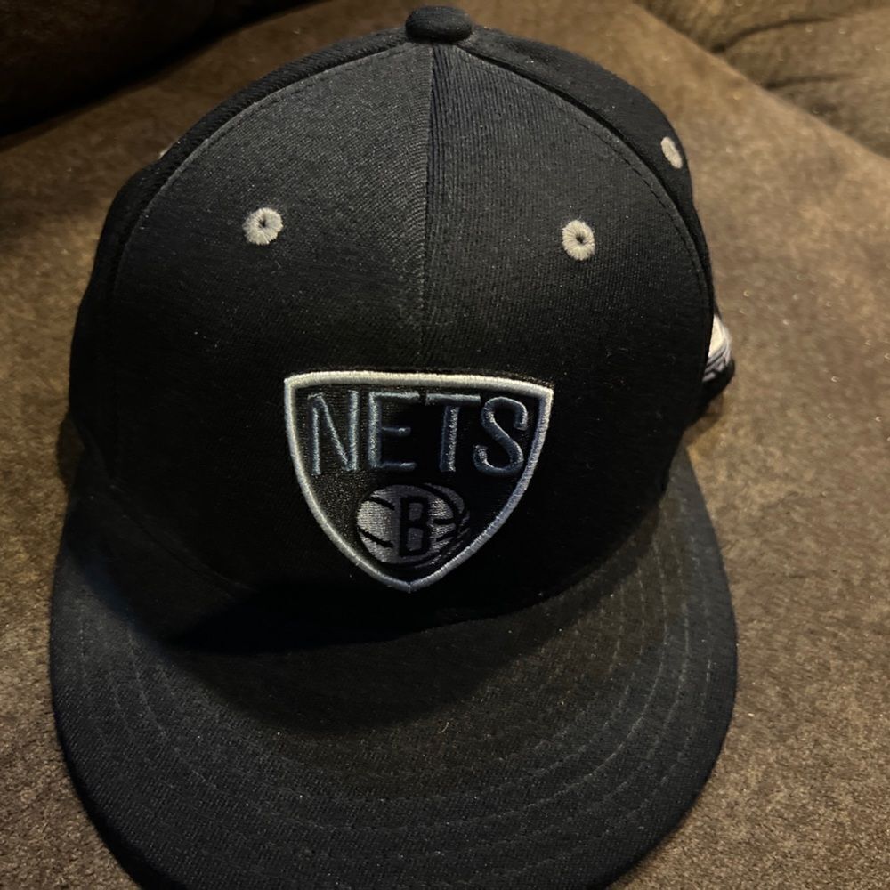 NBA Brooklyn Nets Logo Adidas Fitted Hat‎ Cap large ( 7 3/8) - Picture 2 of 5